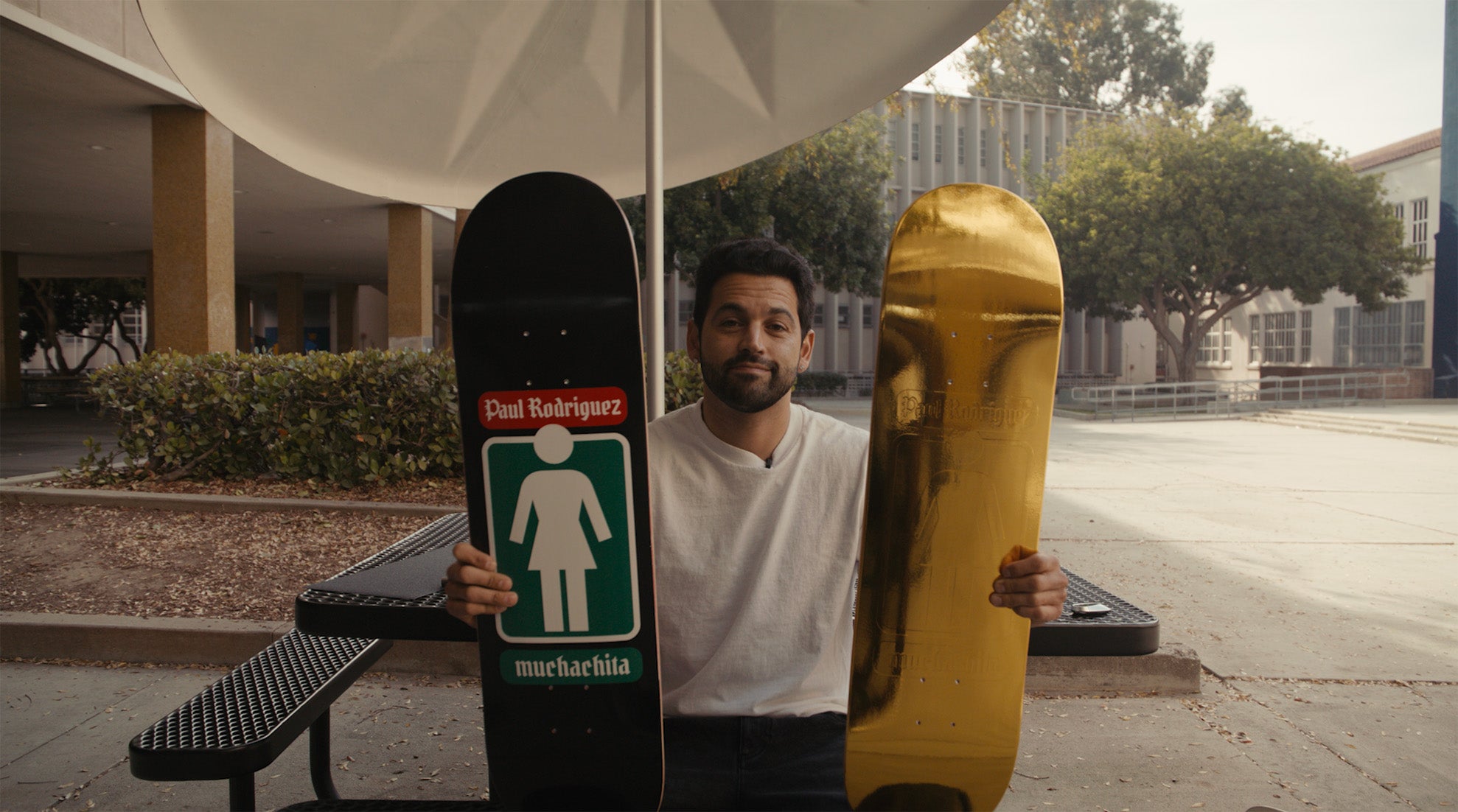 Paul Rodriguez Signing Decks